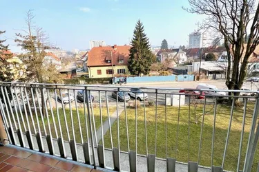 3-Zimmer Wohnung in der Kasernstraße zu verkaufen!