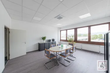 BÜROS - ZENTRAL / VARIABLE FLÄCHE ab 32 bis 250 m²