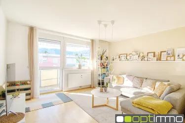 Helle 3-Zi.-Wohnung mit Balkon &amp; TG in ruhiger Lage!