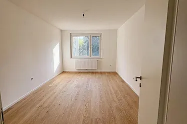 Erstbezug 4-Zimmer-Wohnung mit Balkon &amp; Stellplatz in 8042 Graz
