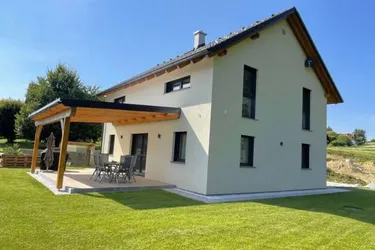 TRAUMHAUS - hochwertig ausgestattet - Klimaanlage - großer Grund - schnell Termin vereinbaren