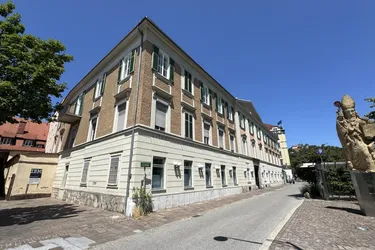 Schönes Altbaubüro - Top Lage an der Mur