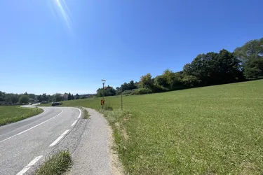 Grundstück für Gewerbe und Wohnbau