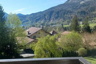 Einraumwohnung mit großem Balkon in ruhiger Lage