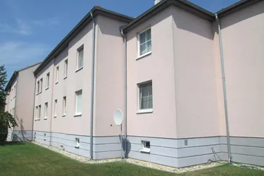  Wiedervergabe Top 1/1 - 3 Zimmer - 1 PKW-Stellplatz im Freien - Miete 