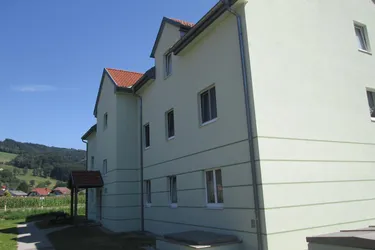  Wiedervergabe - 2 Zimmer - 2 Balkone - 1 PKW-Stellplatz im Freien - Miete mit Kaufoption 