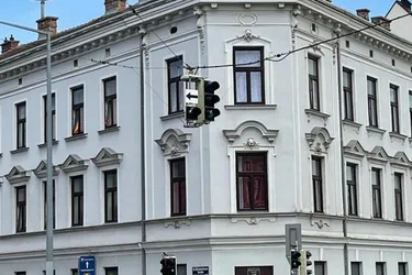 Zinshaus mit 4,5 % Rendite und DG-Ausbaupotenzial! Keine unbefristeten Verträge