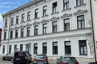 Befristet vermietetes Zinshaus mit 4,2 % Rendite und DG-Ausbaupotenzial!