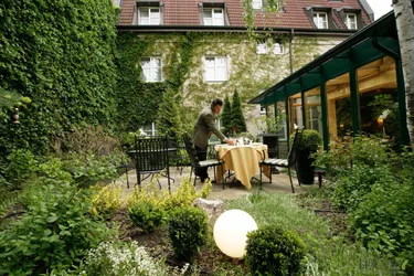 Top Hotel in Guntramsdorf, 35 Zimmer, modernisiert, großer Garten, 1105 m² Fläche!
