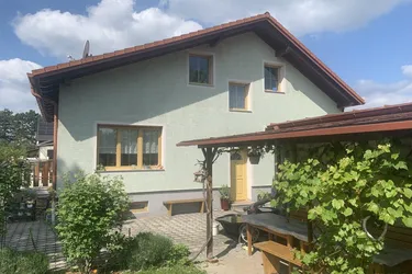 Charmantes MEHRFAMILIENHAUS in Ziegelmassivbauweise INKLUSIVE gewidmetem Baugrund!!
