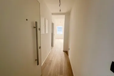 Über den Wolken - Traumhafte Neubau Maisonette-Dachgeschosswohnung mit Blick auf die Gloriette!