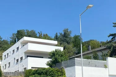 NEUSIEDL AM SEE: Neuwertiges Mehrfamilienhaus in begehrter Wohnlage