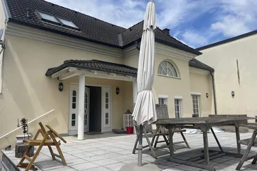 Modernisierte Stilvilla in in Tribuswinkel mit hervorragender Infrastruktur
