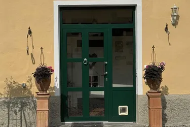 Bauernhaus, Stall, Unterstellplatz
