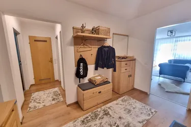 Schöne 3-Zimmer Wohnung mit Balkon und 2 Parkplätzen in Bergheim