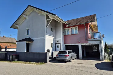 Renovierungsbedürftiges Haus mit großem Potenzial, Garten und Doppelgarage – ideal für Handwerker und Familien