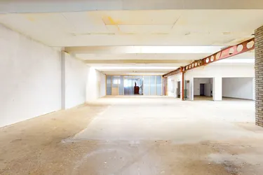 Lagerhalle zu vermieten in der Pischeldorfer Straße, Klagenfurt – Perfekte Gewerbefläche für Ihr Unternehmen!