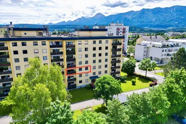 Helle 2,5-Zimmer-Wohnung mit Balkon, Liftzugang &amp; Tiefgaragenplatz in Villach-Völkendorf