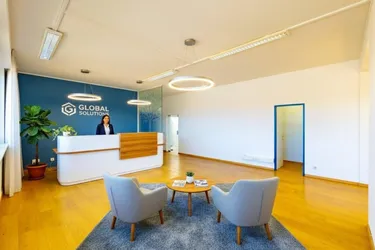 Repräsentative Büro-/Praxiseinheit in Klagenfurt – 136,2 m² mit Premium-Auftritt, Teeküche, Lift &amp; Parkplatz-Plus (optional mit 217,4 m² Lager/Produktion erweiterbar)
