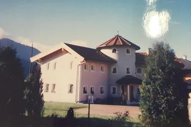 Wohnhaus mit Garten und Garage, beste Wohnlage in Kirchbichl.