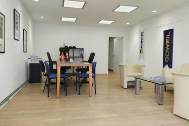 Maklerfrei - Büro 55 m2 (Lager Optional) - inkl. Heizung, BK, Parkplatz, Nutzung Coworking Ressourcen