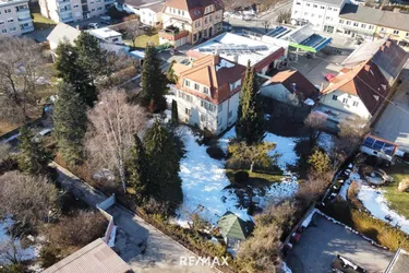 Expose Stadthaus mit riesigem Grundstück mitten in Althofen