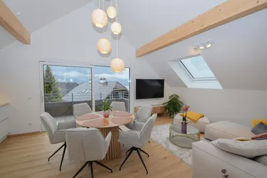 Voll möblierte 3-Zimmer Dachgeschosswohnung in Sankt Gilgen