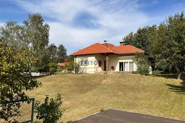 Neuer Preis - Bungalow mit Ausblick
