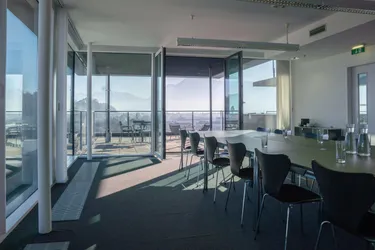 Besprechungsraum/Seminarraum mit Dachterrasse im Hochhaus am Stadtwerk
