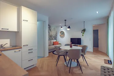 Short-Term-Rental | All-In | Beautifully furnished 1-BR Apartment nearby U2