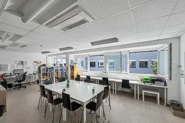 555 m² Großraumbüro in 1150 Wien | Top-Anbindung U4/U6 &amp; viele flexible Räume