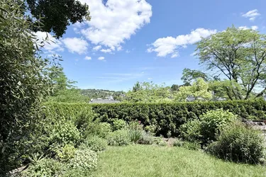 GARTEN-MAISONETTE MIT HAUSCHARAKTER IN BEGEHRTER DÖBLINGER GRÜNLAGE