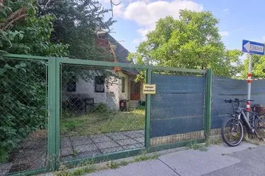 Großes Bau(Träger)Grundstück in Strebersdorf