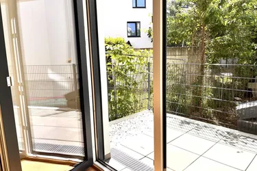 ERSTBEZUG: Traumhafte 3-Zimmer-Terrassenwohnung mit kleinem Gartenbereich
