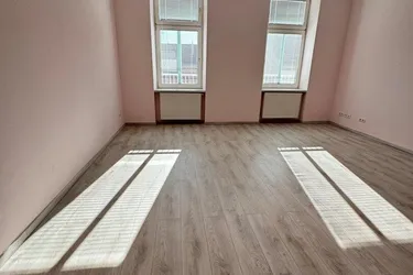2-Zimmer Altbau-Wohnung Nähe Augarten !!