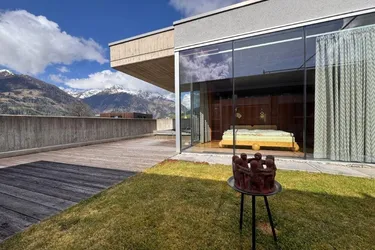 Architektonische Besonderheit mit Freizeitwohnsitzwidmung in den Osttiroler Bergen zu verkaufen!