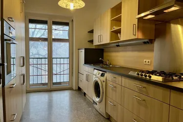 ++++ GROSSZÜGIGE 3-ZIMMER-WOHNUNG MIT ZWEI BALKONEN ++++