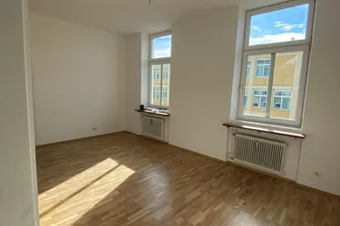 Expose 1-Zimmer Wohnung zwischen Kreuzbergl und Stadtzentrum
