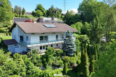 Wohnhaus mit fantastischem Fernblick in Lassein - Zweitwohnsitz möglich!