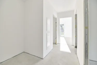 Licht. Luft. Freiheit – Helles 2-Zimmer-Balkonrefugium