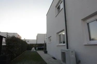Expose Wärmepumpe - Doppelhaushälfte in familienfreundlicher Lage