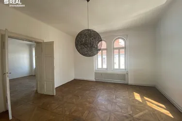 Nettomiete 800 €: Altbau Büro / Vereinslokal in der Elisabethstraße