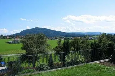 Zauberhafte 2-Zimmer-Gartenwohnung in Strasswalchen für Gartenliebhaber