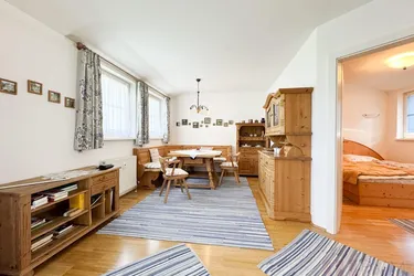 2-ZIMMER MIT TERRASSE // IN MAXGLAN