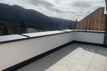 25 – Sonnige Dachgeschoss-Maisonette am Semmering – Ihr Panorama-Paradies – Provisionsfrei mit Zweitwohnsitzwidmung