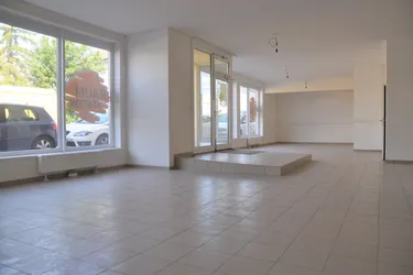 Perfekter Standort für zukunftsorientierte Start-ups oder ein Coffee-Shop-Konzept In attraktiver Liesinger Lage! PROVISIONSFREI