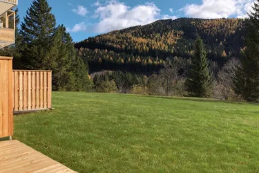 Open House am Semmering! Vitalisierende Sommermonate und stimmungsvolle Winterabende! Die perfekte Gartenmaisonette mit Südterrasse und 150 m² Garten