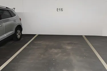 Tiefgaragenplatz in Röthis zu verkaufen