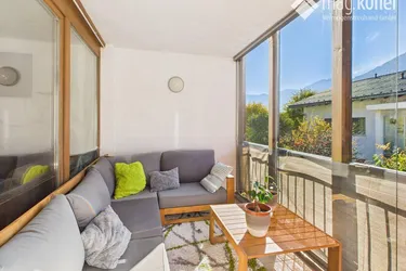 Schöne 2-Zimmer-Wohnung mit großer Veranda – ideal als Anlage