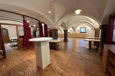 Geschäftslokal in Weer vielseitig verwendbar
